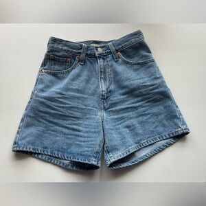 Levi’s Cinched Shorts
